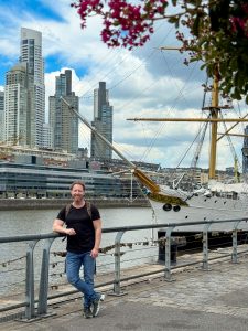 E9B1C8B9-29BD-493A-90E0-0E4C6EE741F3